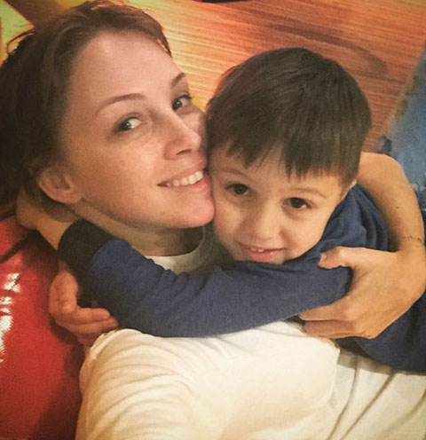 Полина Диброва и ее первенец, сын Саша