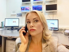 Бывшая редактор Первого канала Марина Овсянникова устроилась на работу в немецкое издание