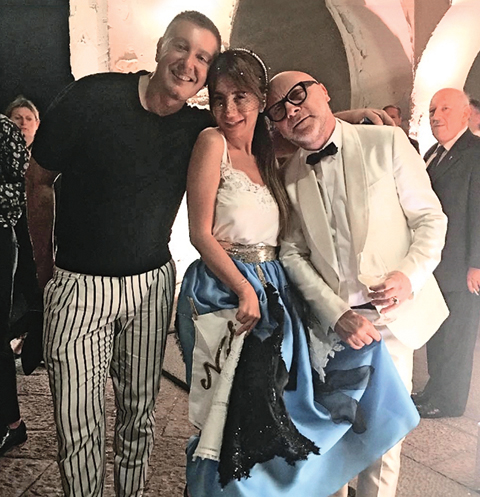 Со Стефано и Доменико Стелла Аминова познакомилась на одной из светских вечеринок в Италии