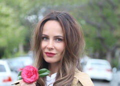 Многодетная мать-одиночка, дизайнер и счастливая жена: взлеты и падения Саши Зверевой