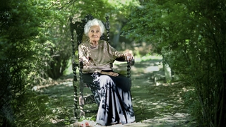 Легенда дизайна: керамист Ева Цайзель