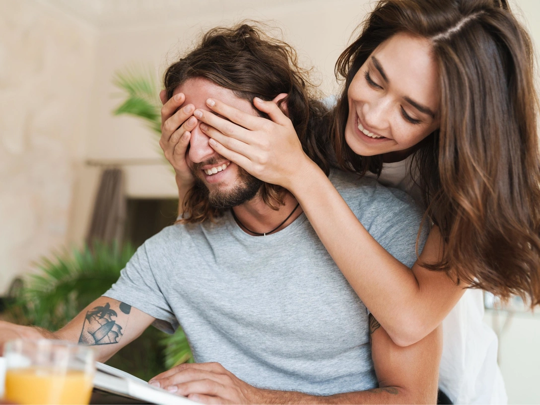Выдаст всю правду: 7 признаков в поведении мужчины, которые сразу покажут — есть ли с ним будущее? | marieclaire.ru
