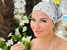 Похудевшая Мария Максакова показала фигуру в бикини без прикрас – фото