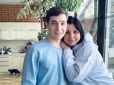 Соблазнительная Галич танцует в мини, блогер Балмашева вновь родила от пасынка. Соцсети звезд