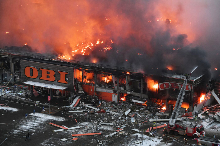 В «МЕГА Химки» сгорел гипермаркет OBI: главные новости 9 декабря одной строкой