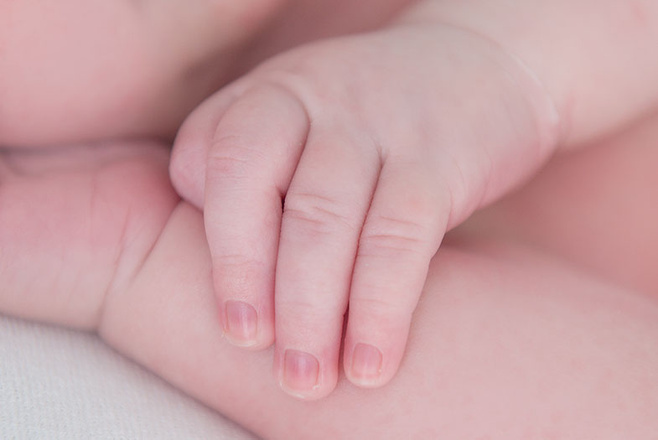 3 причины провести фотосессию новорожденного дома