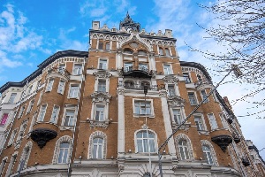 Особняк навеселе: как знаменитый московский «Дом под рюмкой» стал немым укором владельцу