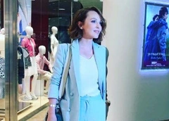 Постройневшая Альбина Джанабаева произвела фурор на светском рауте