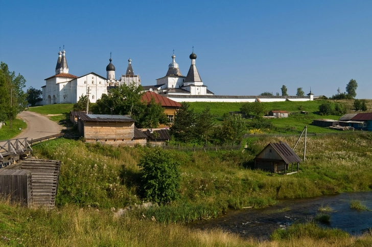 В поисках утраченного: 10 красивых российских деревень и сел, в которые стоит отправиться любителям пейзажей и старины