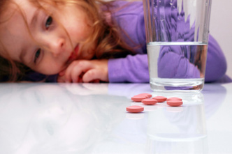 Дети и лекарства: ничего лишнего!