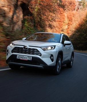 Toyota RAV4: за что не надо переплачивать