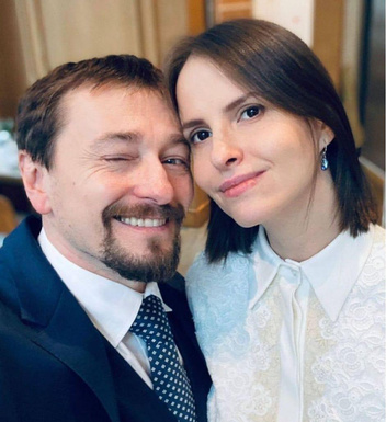 Сергей Безруков и Анна Матисон обвенчались спустя 8 лет брака — фото