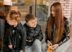 Как успокоить детей в общественном месте — 5 рабочих лайфхаков от блогера Валерии Маньковой