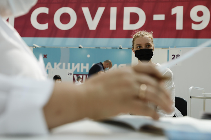 В Москве начали тайно и выборочно прививать «КовиВаком» и «ЭпиВакКороной»