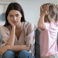 «Тревожность мамы передается детям»: как остановить поток беспокойных мыслей
