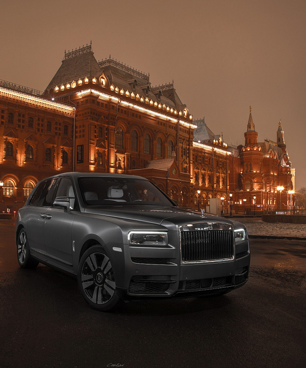 Дух России: лимитированная коллекция Rolls-Royce Cullinan Spirit of Russia прибыла на родину
