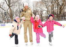 Татьяна Навка помогла москвичам попрощаться с зимой