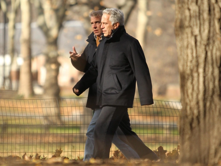 Принц Эндрю и Джеффри Эпштейн в Центральном парке Нью-Йорка, 18 февраля 2011