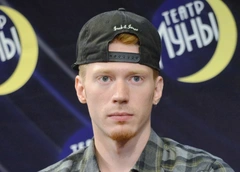 Никита Пресняков ответил на обвинения в поджоге замка Пугачевой и Галкина