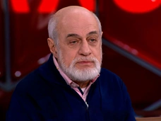 Астролог Михаил Левин: «Россия отвернется от Запада, но мы не будем вбивать дубы по границам»