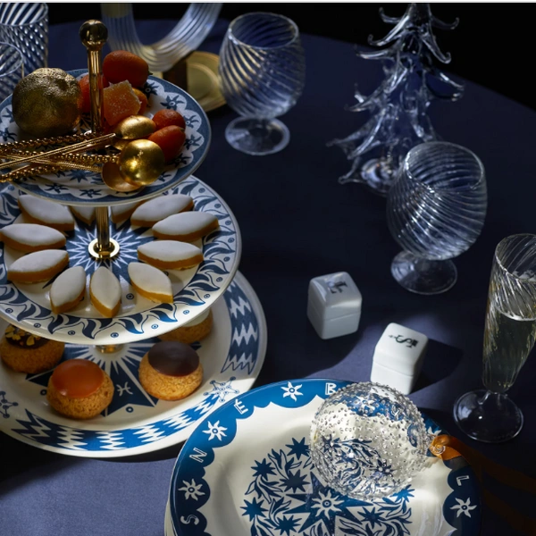 Новогодняя сервировка 2026: 85+ фото и идей Новогодняя сервировка 2026: 85+ фото и идей