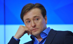 Совпадение, мутация или вакцина Врач объясняет, почему ковид привитого Безрукова похож на ОРВИ