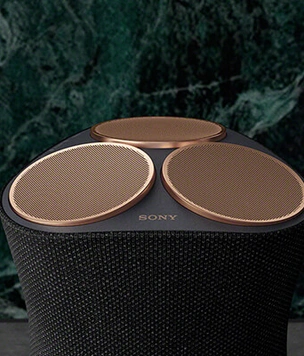 Новая акустическая система с беспроводным подключением Sony SRS-RA5000 премиум-уровня уже в продаже в России