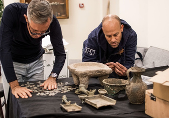 В Израиле случайно поймали черных археологов