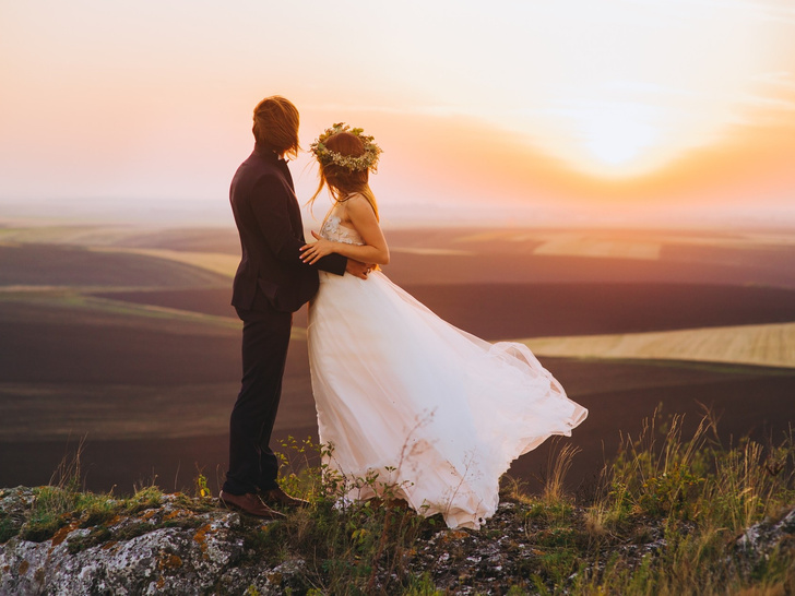 Льняная, бумажная, золотая: какие бывают годовщины свадьбы и как правильно их отмечать