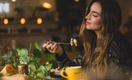 Никогда не ешьте их на ночь: 8 полезных продуктов, которые гарантированно лишат вас сна