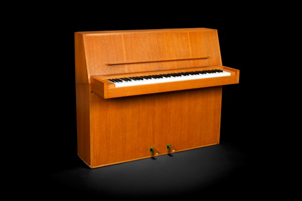 Пианино выставлено на аукцион за 30 тысяч фунтов