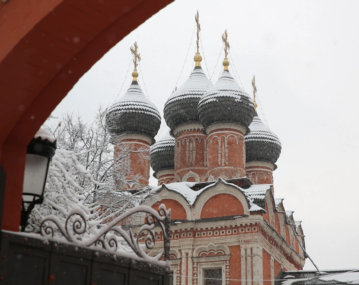 Высоко-Петровский мужской монастырь на ул. Петровка. | mydecor.ru