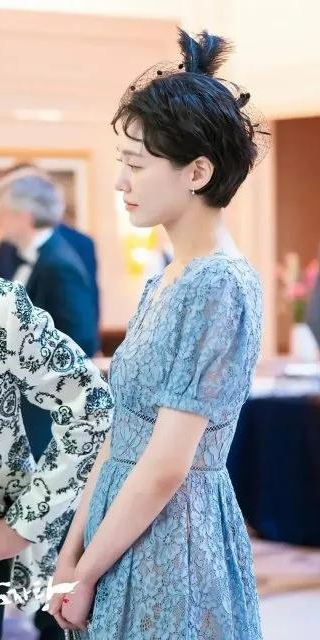 Точно краше цветов: топ-10 выпускных платьев из корейских дорам