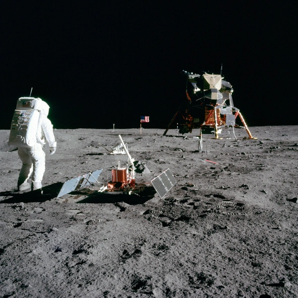 Базз Олдрин и посадочный модуль миссии «Аполлон-11» | Источник: NASA