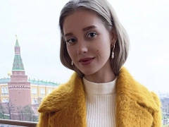 Подчеркнуть, что скрыто: с белой подводкой для глаз Кристина Асмус выглядит утомленной