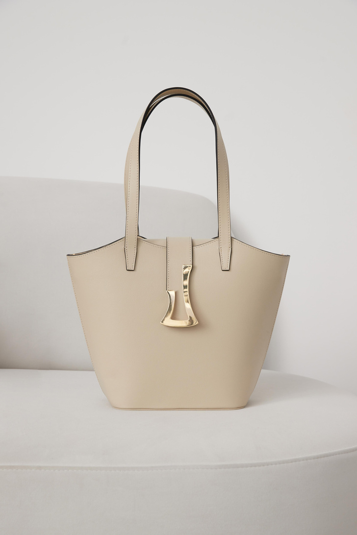 Крупным планом: новая коллекция сумок российского бренда Misa bags