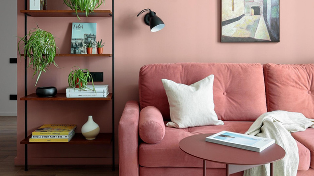Розовый цвет в гостиной: 40+ примеров