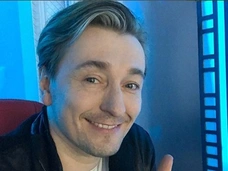 Сергей Безруков показал подросшего сына