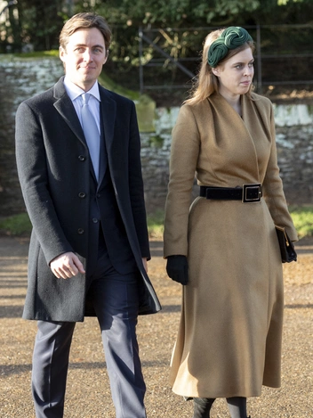 Эдоардо Мапелли-Моцци и принцесса Беатрис на рождественской службе в Сандрингеме, 25 декабря 2019