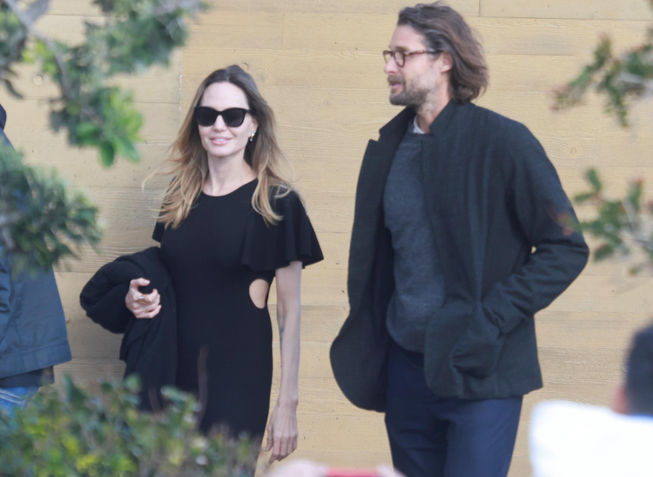 «Шах и мат Брэду Питту»: Анджелина Джоли встречается с Дэвидом Ротшильдом — первые детали