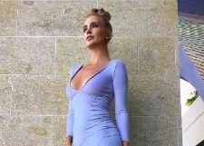 Глюк'oZa пришла на свидание к мужу без белья