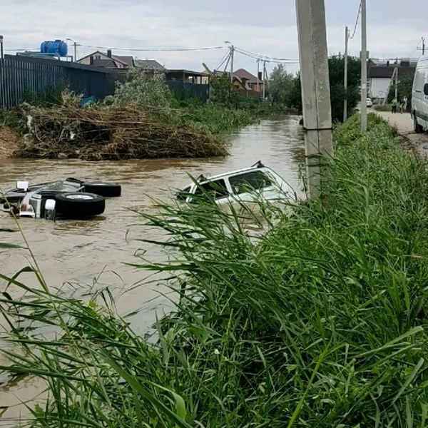 На Анапу обрушились мощные ливни