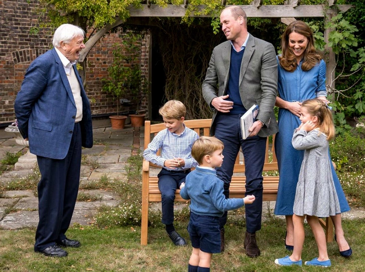 Семейство Кембриджских и сэр Дэвид Аттенборо — один из героев фильма принца Уильяма