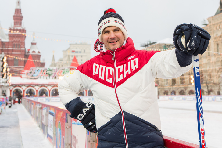 Хоккеист алексей яшин фото