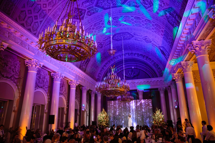 Как прошел торжественный рождественский бал «Кашемир и Шелк» в Юсуповском дворце