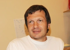 Соловьев — Слепакову: «Ты совсем не мужик, ты — жалкая мерзкая скотина. Просто кусок дерьма»