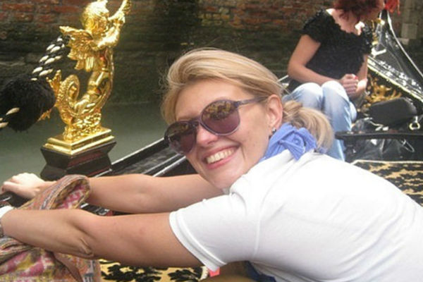 Первая леди Украины: 20 фотографий из удаленного аккаунта Елены Зеленской