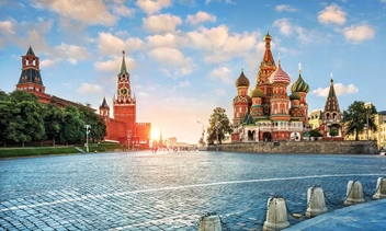 «Все растает, словно лед, только одно останется нетронутым»: Ванга — о ближайшем будущем для нашей страны