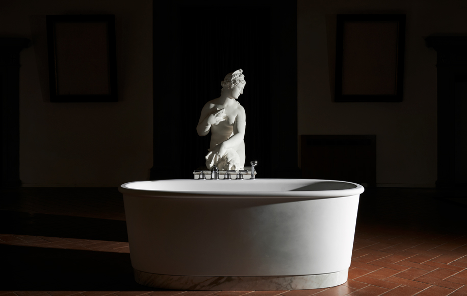 Мировая премьера ванны Holiday от Devon & Devon | mcmaison.ru