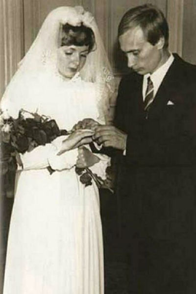 Владимир и Людмила Путины в день свадьбы